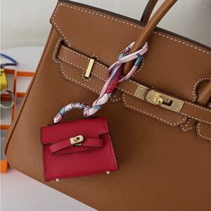 Enchanté Pink Bag Charm